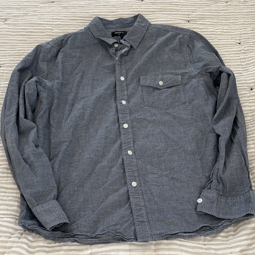 Men's chambray Button-Up Shirt
